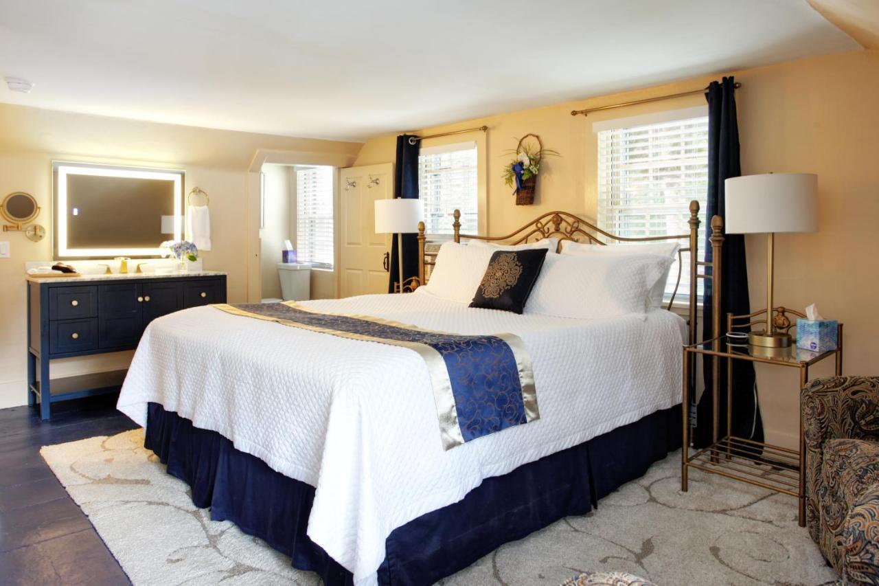 Inn On Main Yarmouth Port Buitenkant foto
